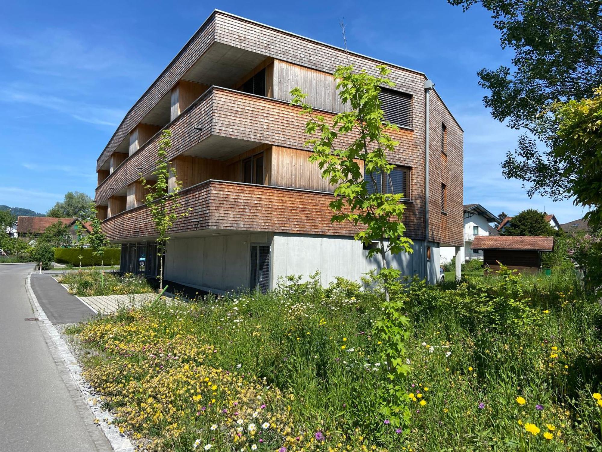 Boutique Nachhaltige Kuehlung Ueber Erdsonde Und Fussbodenkuehlung Apartment *