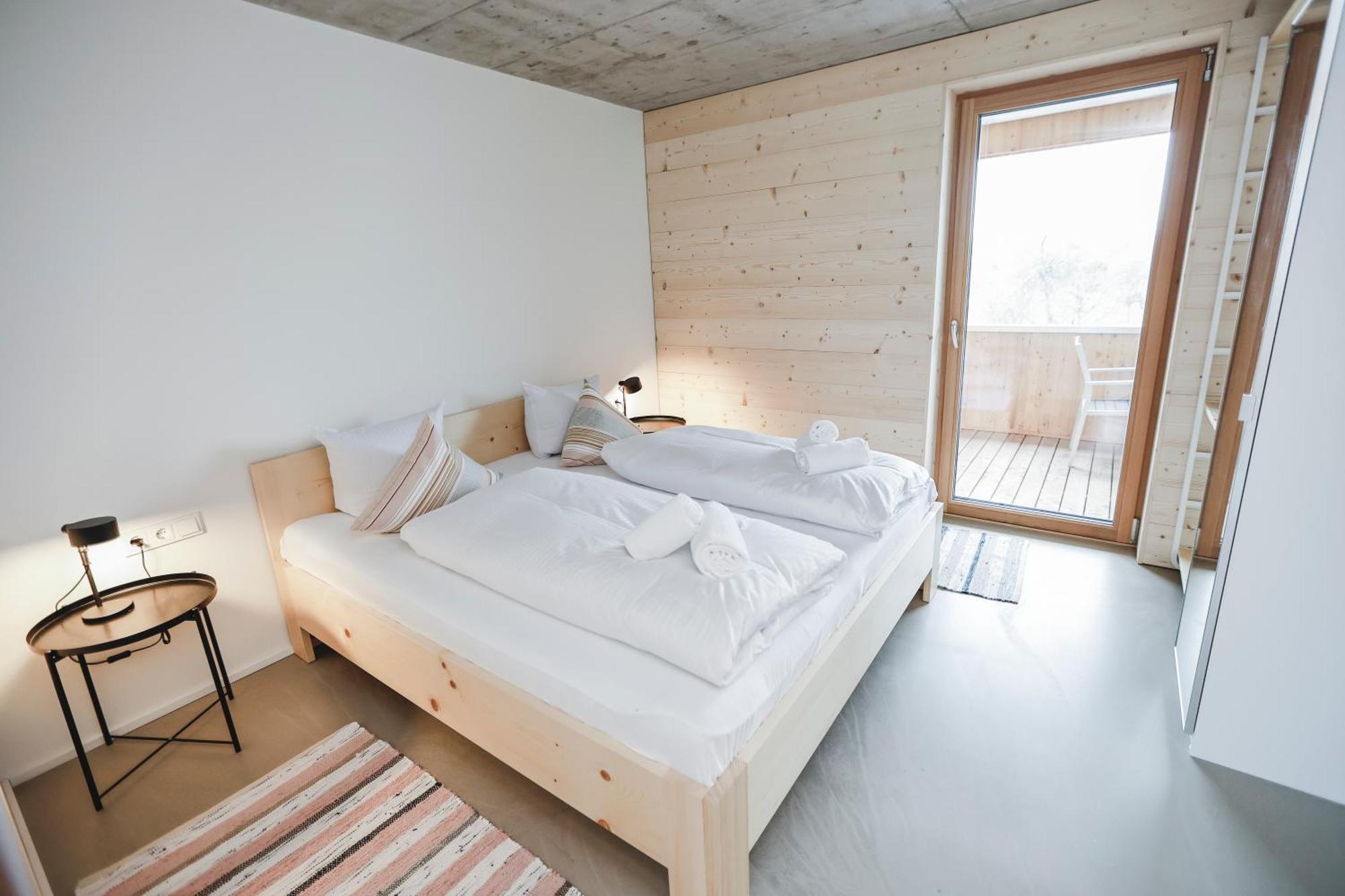 Boutique Nachhaltige Kuehlung Ueber Erdsonde Und Fussbodenkuehlung Apartment